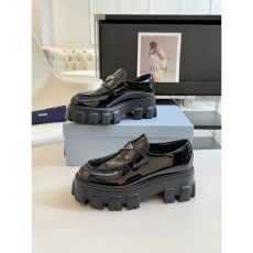 Prada Low Shoes